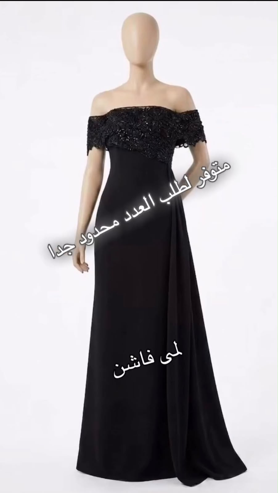 فستان ساتان شك على الصدر